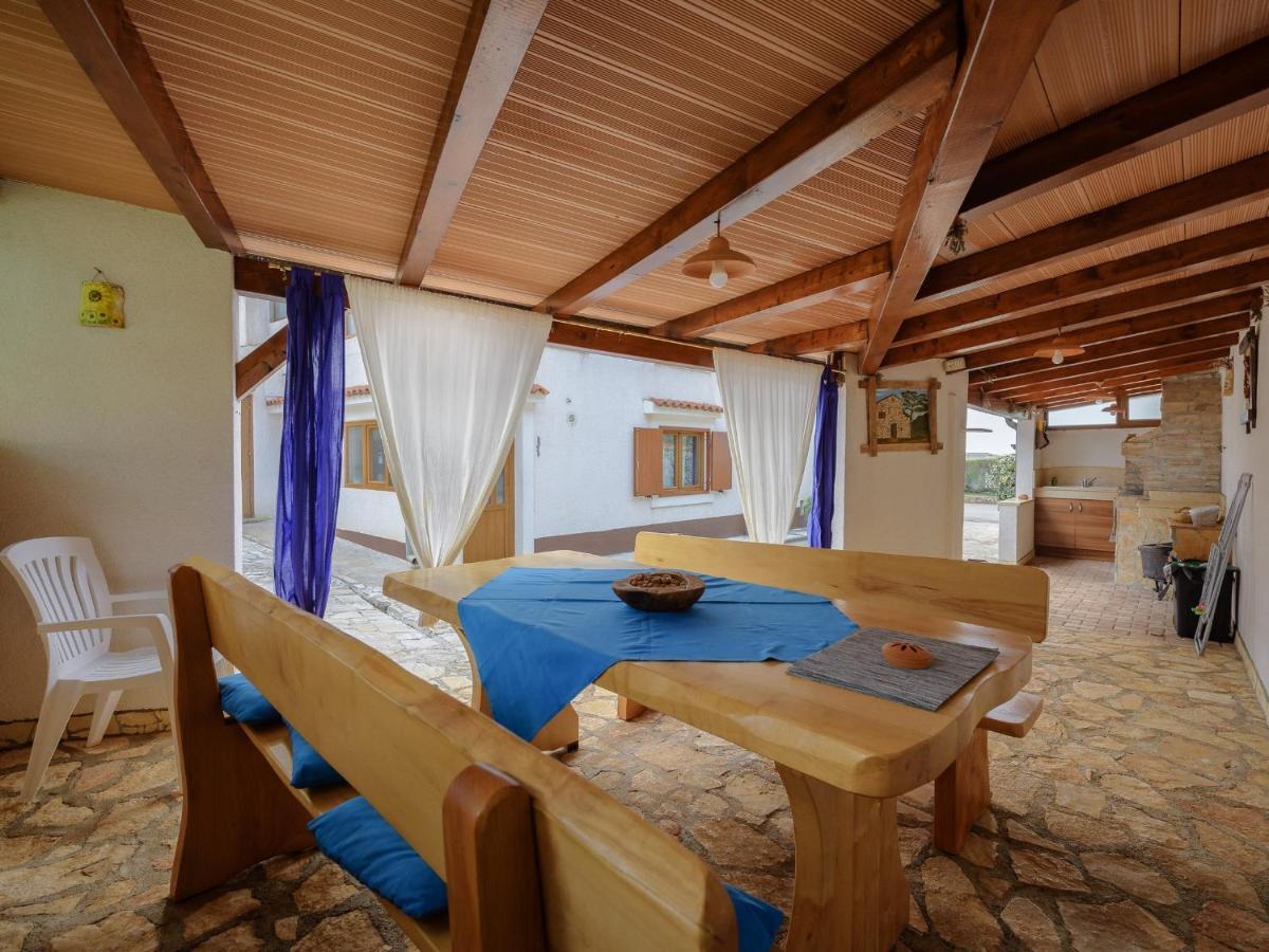 Casa Astrid By The Sea In Počitniška hiša